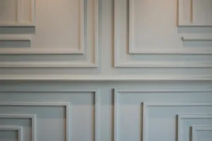 Overlay wainscoting